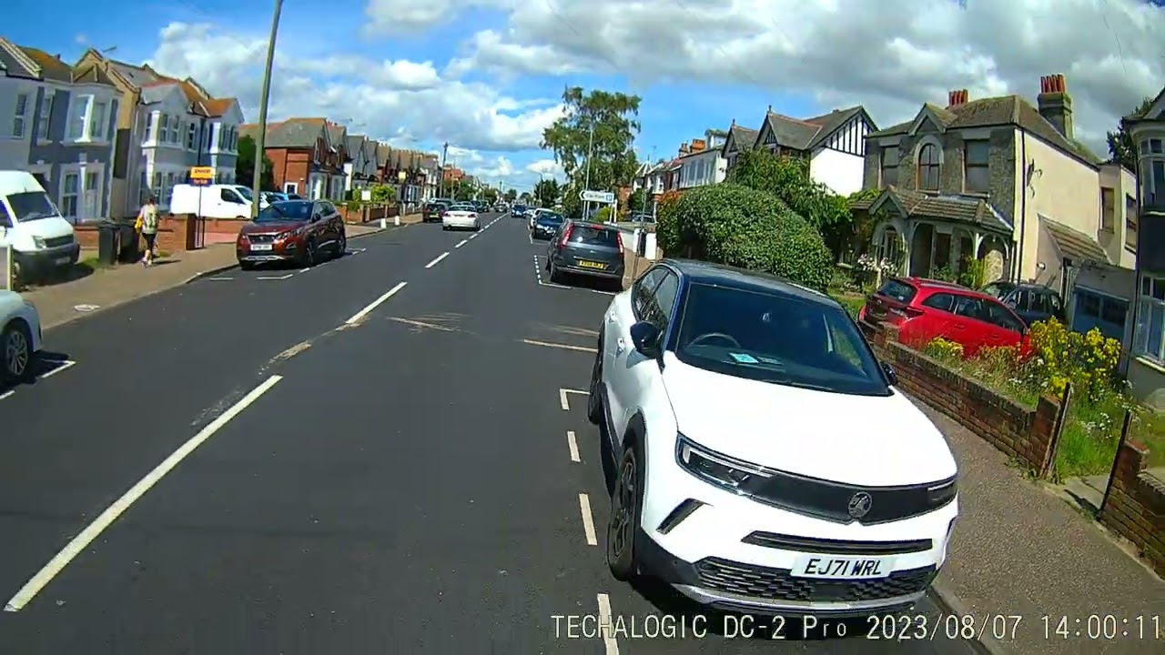 Techalogic DC-2 Pro Dual Lens Camera - Rear View Footage